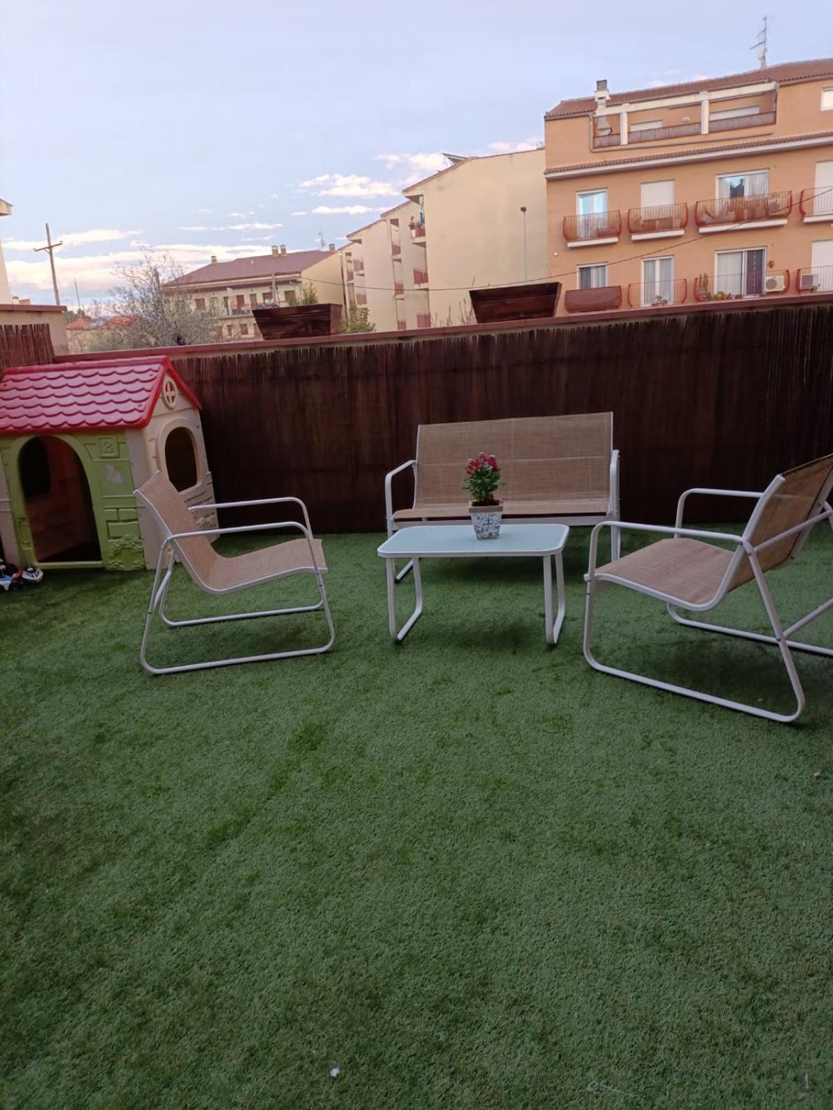 Apartamento Confort Valderrobres Luaran gambar